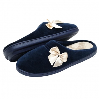 Pantufa Elegance Anatômica em Plush com Pelúcia