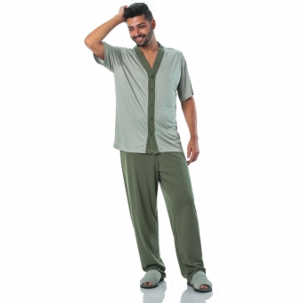 Pijama Masculino em Malha PV com Calça e Camisa de Botões