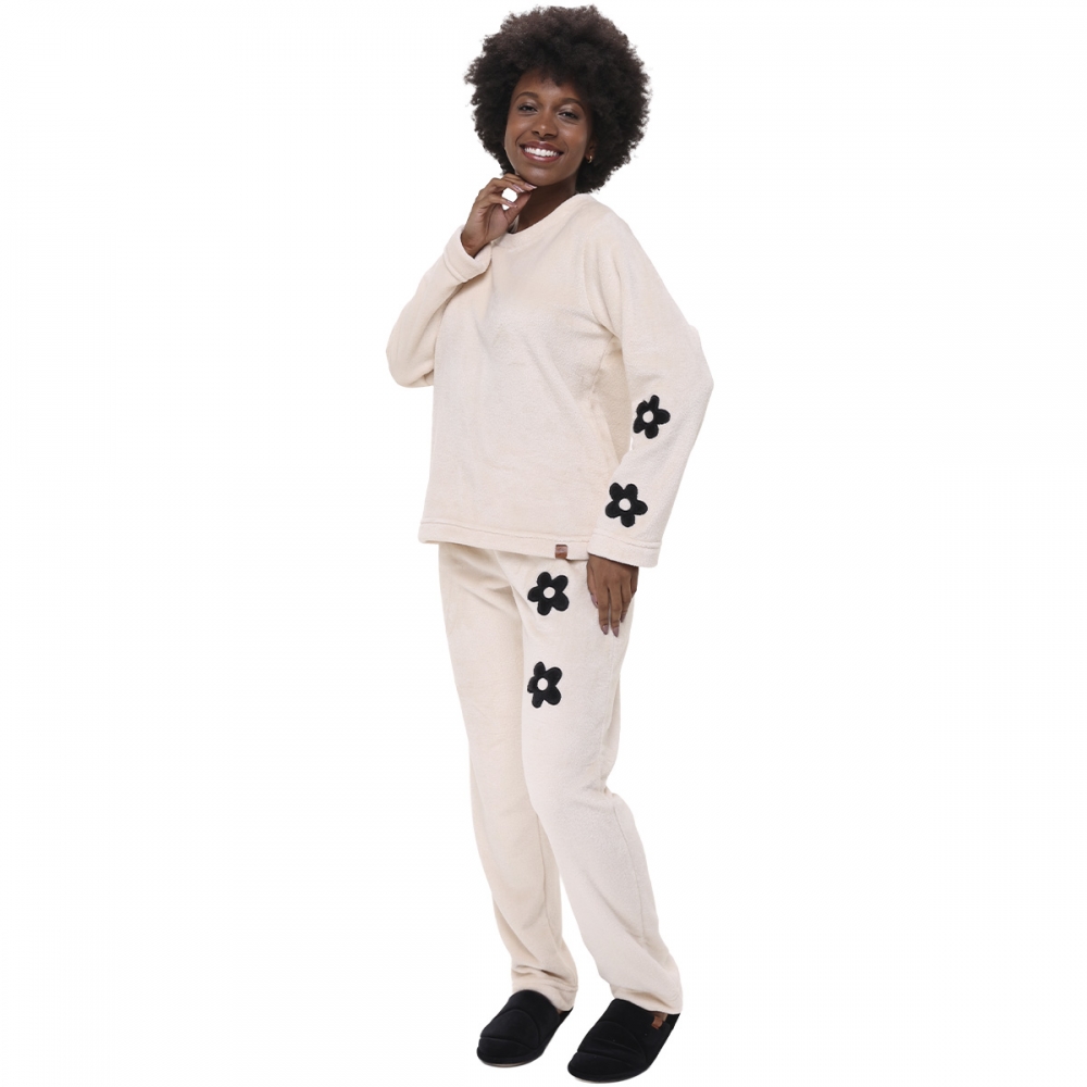 Pijama Inverno Fleece Peluciado com Bordado de Flores - Pérola